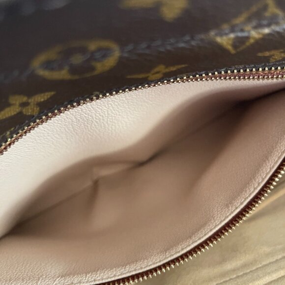 Louis Vuitton Luco Monogram Shoulder Tote Bag Purse (155217) - Picture 13 of 15